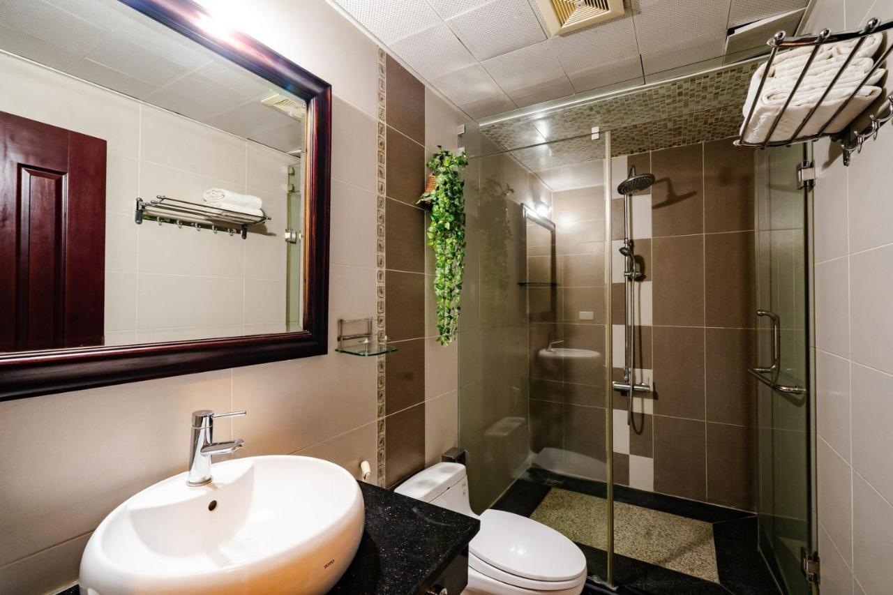 Wild Lotus Hotel Apartment 2 هانوي المظهر الخارجي الصورة
